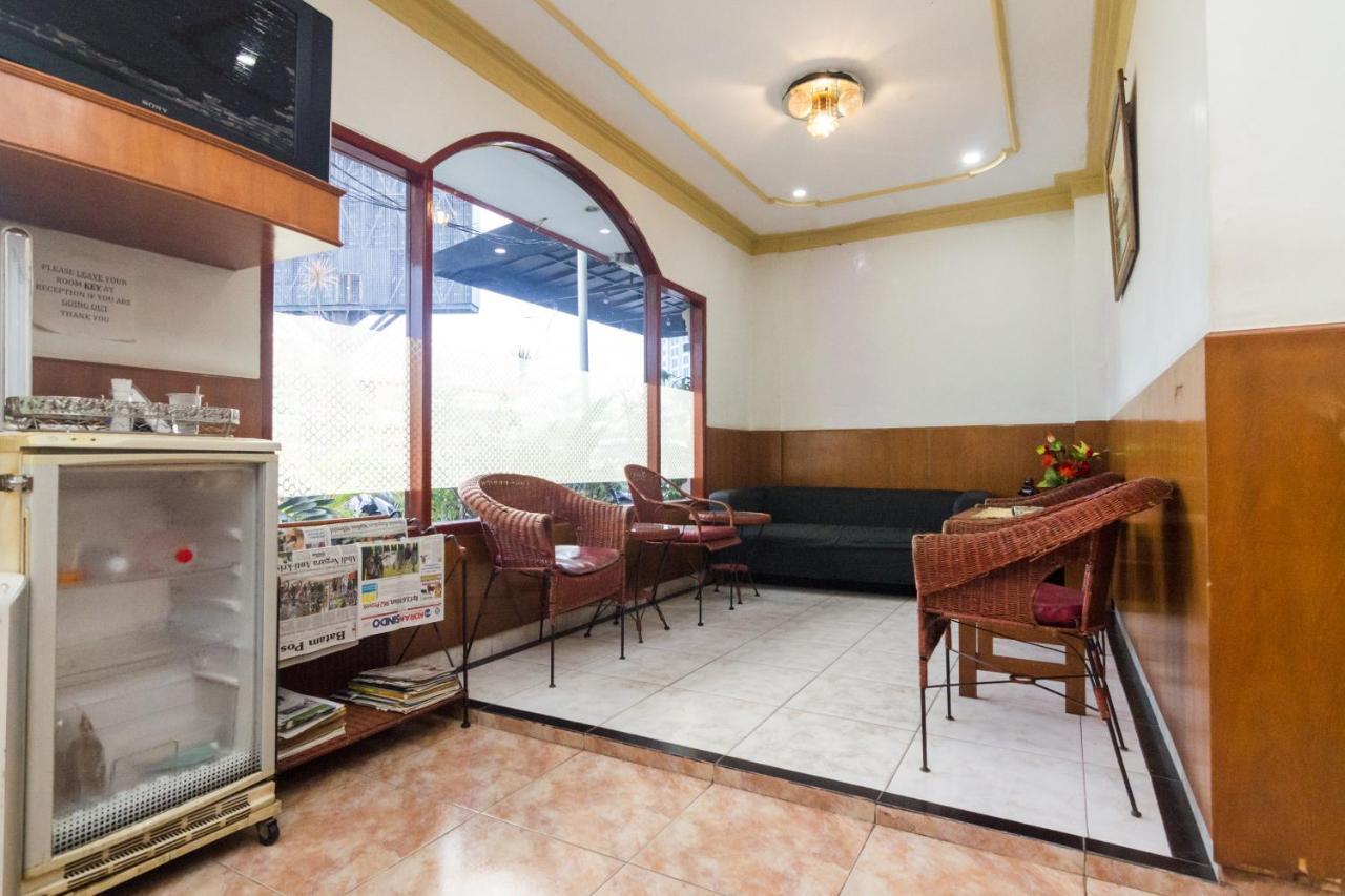 Oyo 2422 Rama Hotel Нагоя Экстерьер фото